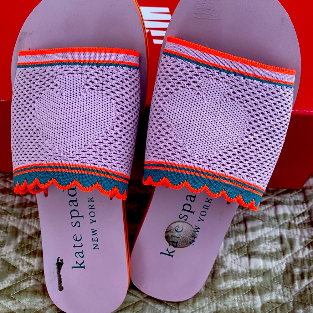 Kate Spade Womens flat sandals.